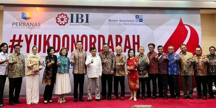500 Bankir di Indonesia Gelar Aksi Donor Darah