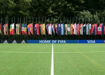 Tragedi Sepak Bola di Indonesia, FIFA Kibarkan Bendera Setengah Tiang