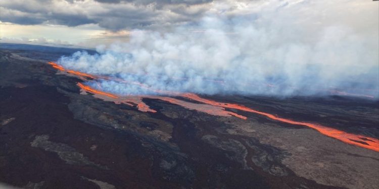 Mauna Loa, Gunung Api Terbesar di Dunia Meletus di Hawaii 1