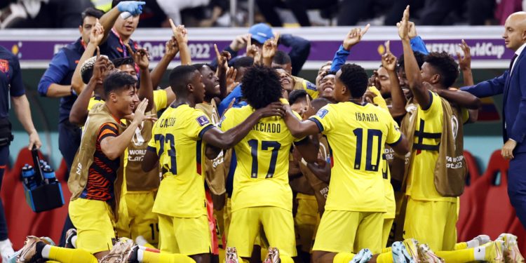 Tim Qatar Memalukan Saat Kalah 0-2 Dibantai Ecuador  