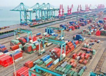 Pelabuhan Batu Bara Terbesar di China Buka Rute Kontainer Perdagangan Asing