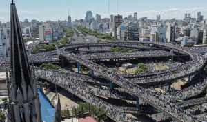 Selebrasi Juara Piala Dunia, Jutaan Rakyat Argentina Tumpah di Jalanan 2