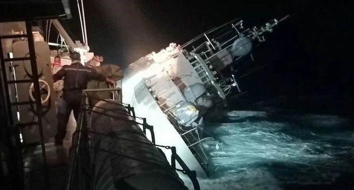 Kapal Perang Thailand Tenggelam, 6 Jasad Marinir Berhasil Ditemukan 1