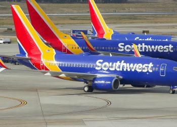 Dampak Badai Salju, Southwest Airlines Pangkas Ribuan Jadwal Penerbangan 1
