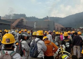 Karyawan Tewas Terbakar, Perusahaan Nikel China PT GNI Dikepung Ribuan Massa