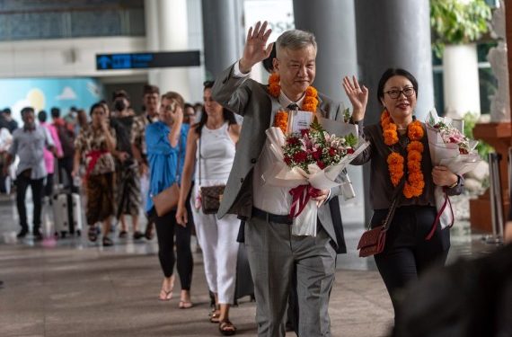 Bali Sambut Kembali Gelombang Pertama Wisatawan China