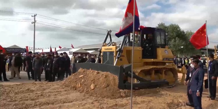 Kamboja Pakai Dana Utang China untuk Bangun Jalan Nasional