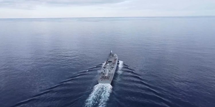 Fregat Rusia Dilengkapi Rudal Hipersonik Simulasi Perang di Samudera Atlantik