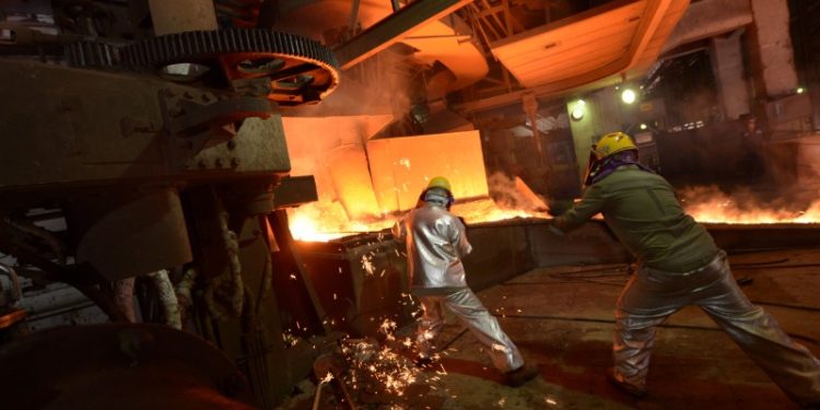 Kinerja Lesu, Produksi Emas dan Nikel Antam Turun Sepanjang 2022
