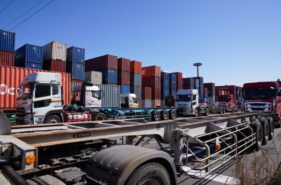 Jepang Defisit Perdagangan US$26 Miliar pada Januari 2023