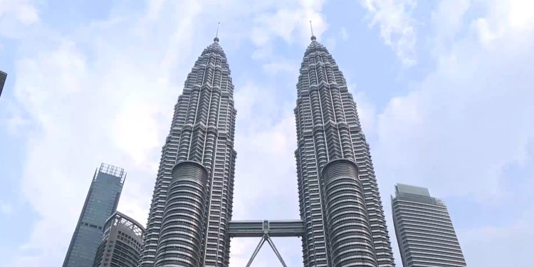 Ekonomi Malaysia Diproyeksi Melambat Tahun ini
