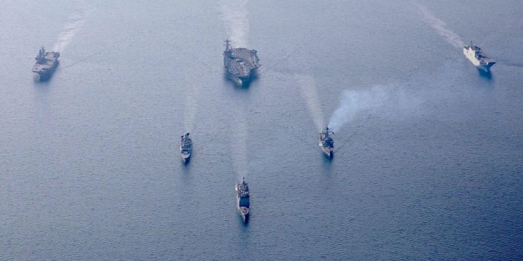 Kapal Induk AS dan NATO Merapat ke Kawasan Balkan