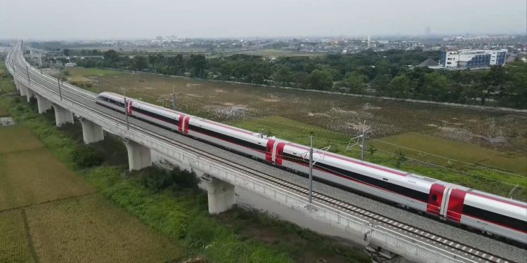 Proyek Kereta Cepat Indonesia-China Masuk Tahap Uji Kelayakan Terowongan dan Jembatan
