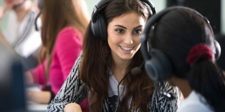 1 Miliar Anak Muda di Dunia Alami Gangguan Pendengaran akibat Headphone