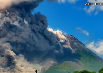 Mewaspadai Awan Panas Guguran dari Erupsi Gunung Merapi