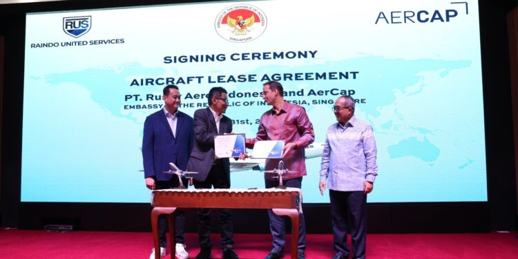 Raindo dan AerCap Teken Perjanjian Sewa 2 Pesawat Boeing 737-800 CF