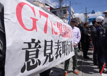Aksi Protes Mewarnai Pertemuan Menlu G7 di Jepang