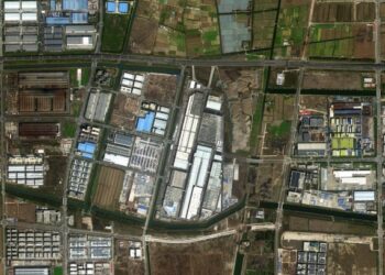 Tesla Segera Bangun Megapabrik Penyimpanan Energi di Shanghai