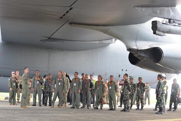 Dua Pesawat Pengebom AS B-52 Mendarat Di Indonesia, Ada Apa? | AsiaToday.id