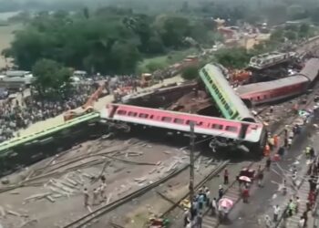 Tabrakan Kereta di India, 275 Orang Tewas