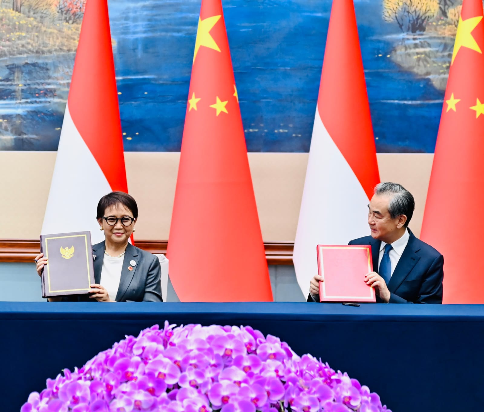 Pertemuan Jokowi dan Xi Jinping Hasilkan 8 MoU, Termasuk Pendidikan Bahasa China 1