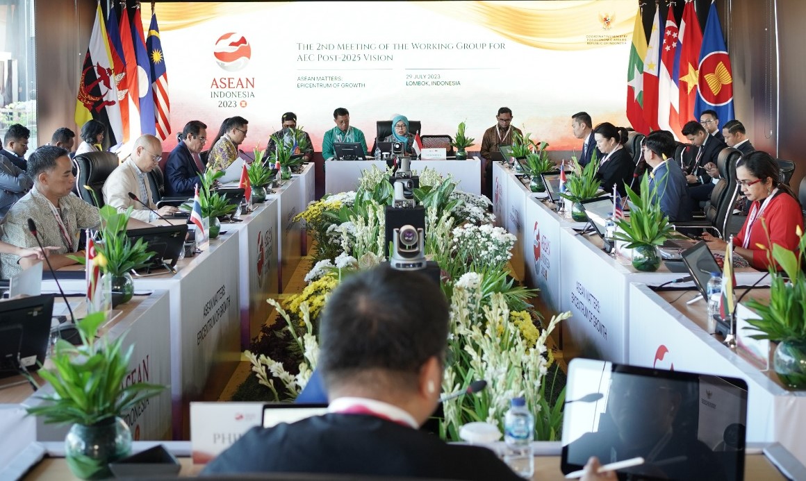 Merumuskan Kembali Visi ASEAN Pasca 2025