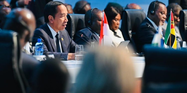 KTT BRICS: Jokowi Ajak Negara Berkembang Bersatu Mereformasi Tatanan Global yang Diskriminatif