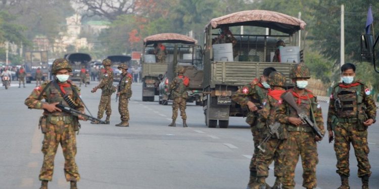 Tiga BUMN Indonesia Dituduh Pasok Senjata ke Myanmar