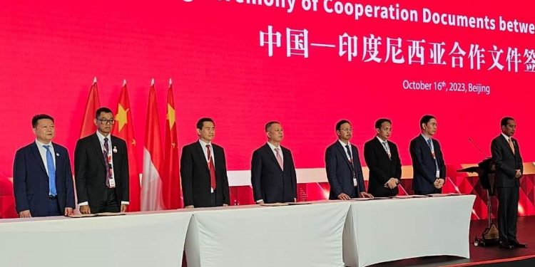 Investasi Rp847 Triliun, 9 Perusahaan China dan PLN Jalin Kerja Sama Energi Terbarukan 1 Investasi Rp847 Triliun, 9 Perusahaan China dan PLN Jalin Kerja Sama Energi Terbarukan