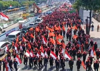 5 Million Workers in Indonesia Go on Total Strike, What’s Happening?