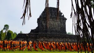 500 Pabbajja Samanera Participants Hold Thudong at Ngawen Temple, Mendut, Pawon, Borobudur 2