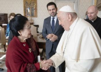 Megawati Soekarnoputri meets Pope Francis at the Vatican, what’s going on?