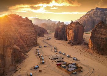 Tourists in Saudi Arabia Will Reach 100 Million People in 2023