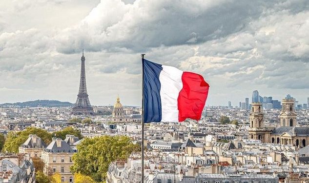 France Raises Terrorism Threat Level