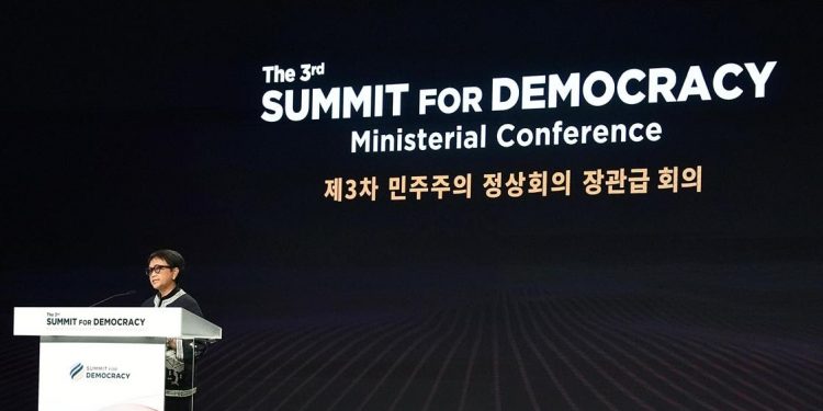 Indonesia Invites All Countries to Prevent Democracy Failing