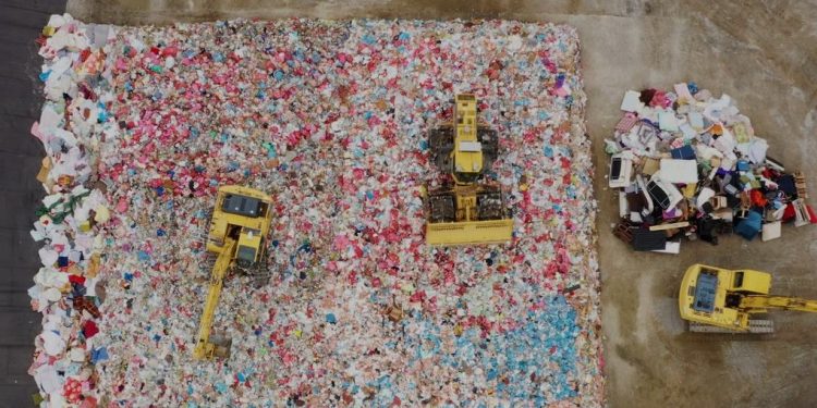 Japanese Town Leads the way to a Low Waste Society