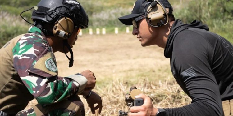 Indonesian and US Marine Corps Hold RECONEX, Reconnaissance and Sniper Training