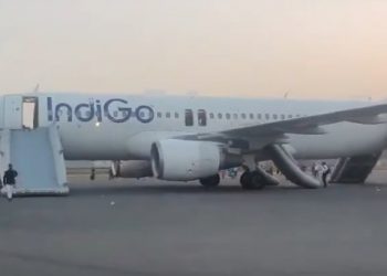 ‘Bomb Note’ Triggers Panic on Indian Plane