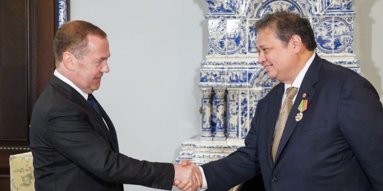 Medvedev: Indonesia is Russia’s Main and Largest Partner in Asia Pacific