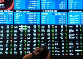 Asian Shares Strengthen on the Performance of Technology Companies