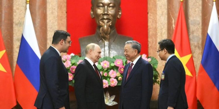 Putin Arrives in Vietnam after Historic Visit to North Korea 1 Putin Arrives in Vietnam after Historic Visit to North Korea