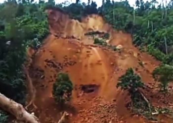 Gold Mining Landslide in Indonesia, 8 Die and 20 Still Missing