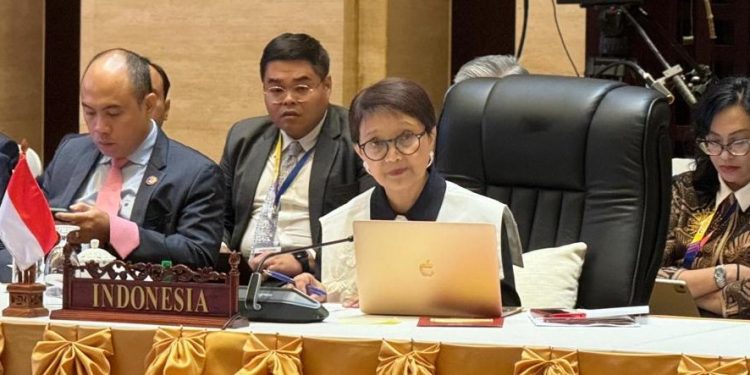 Indonesia Urges ASEAN to Increase Global Efforts for Nuclear Disarmament
