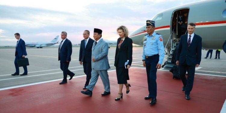 Prabowo Arrives in Moscow to Meet Putin