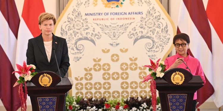 Indonesia and Latvia Agree to Expand Bilateral Cooperation 1 Indonesia and Latvia Agree to Expand Bilateral Cooperation