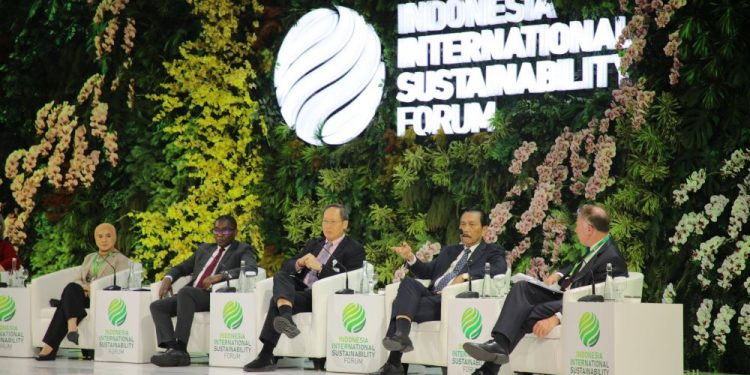 Indonesia International Sustainability Forum 2024 Produces 14 Climate Action MoUs