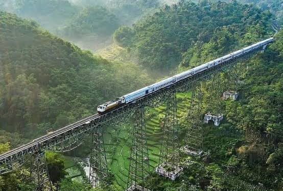 The Railway Industry in ASEAN Begins to Apply AI Technology  