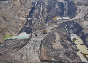 Indonesia Offers Investment in Coal Downstreaming to China