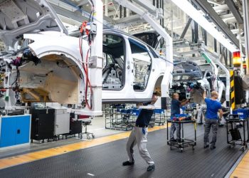 European Union Car Industry Faces a ‘Horror Fall’