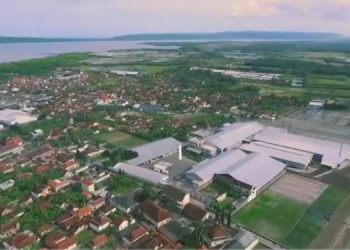 Banyuwangi First Exports 3 Containers of Canned Tuna to Canada